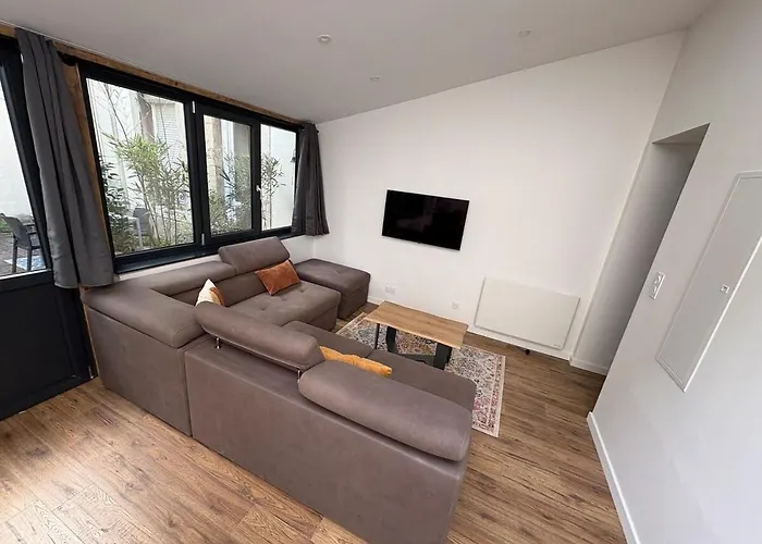 L'atelier Du - F2 Centre-ville Avec Cour Apartament *